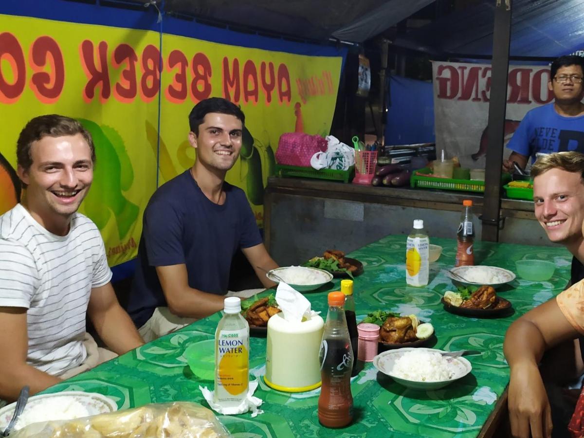 Griya Backpacker Pak Yon Bed and Breakfast Malang Eksteriør billede