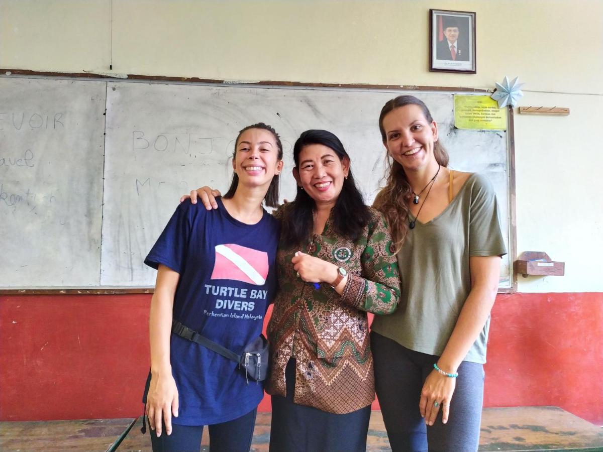 Griya Backpacker Pak Yon Bed and Breakfast Malang Eksteriør billede