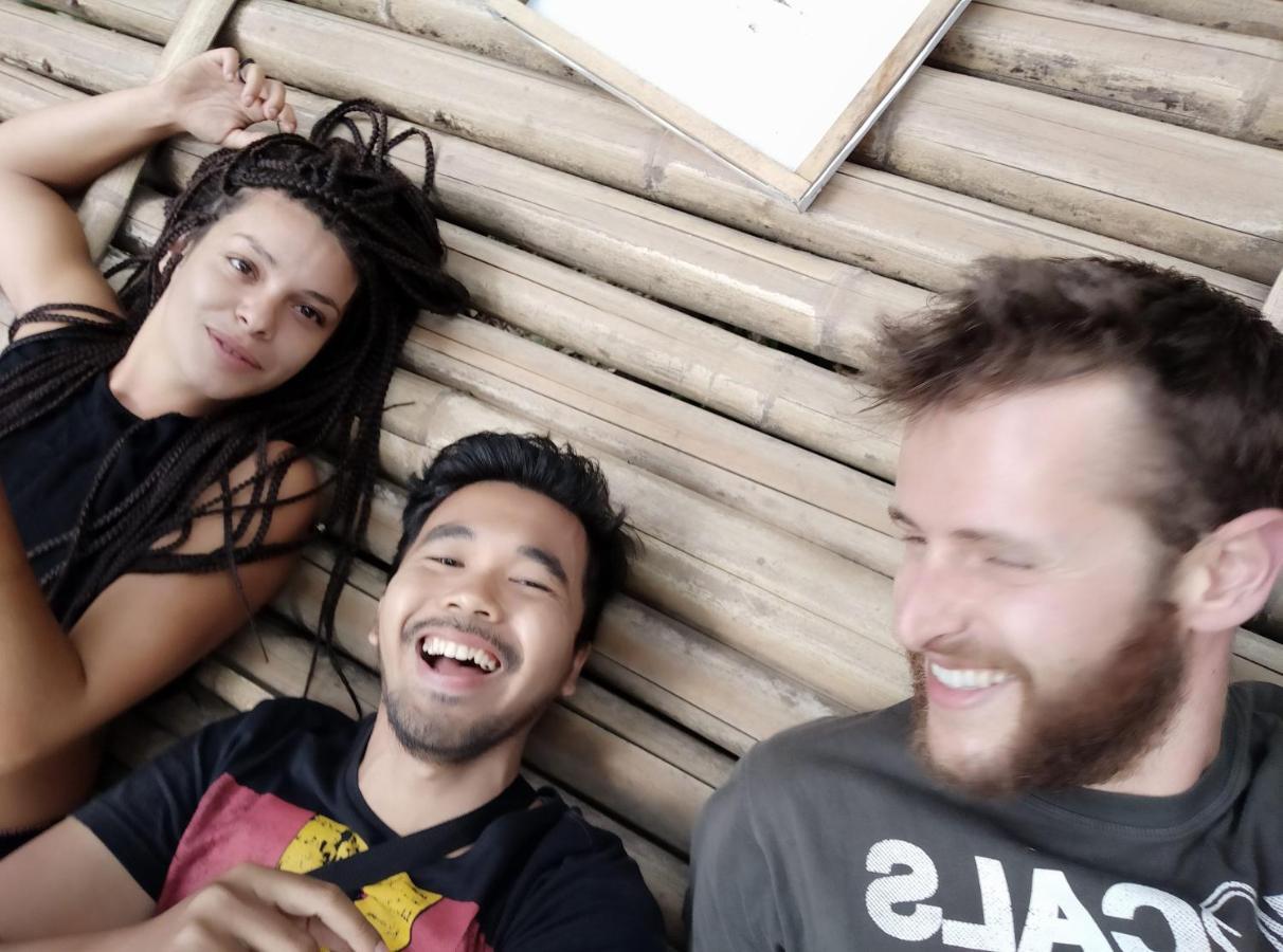 Griya Backpacker Pak Yon Bed and Breakfast Malang Eksteriør billede
